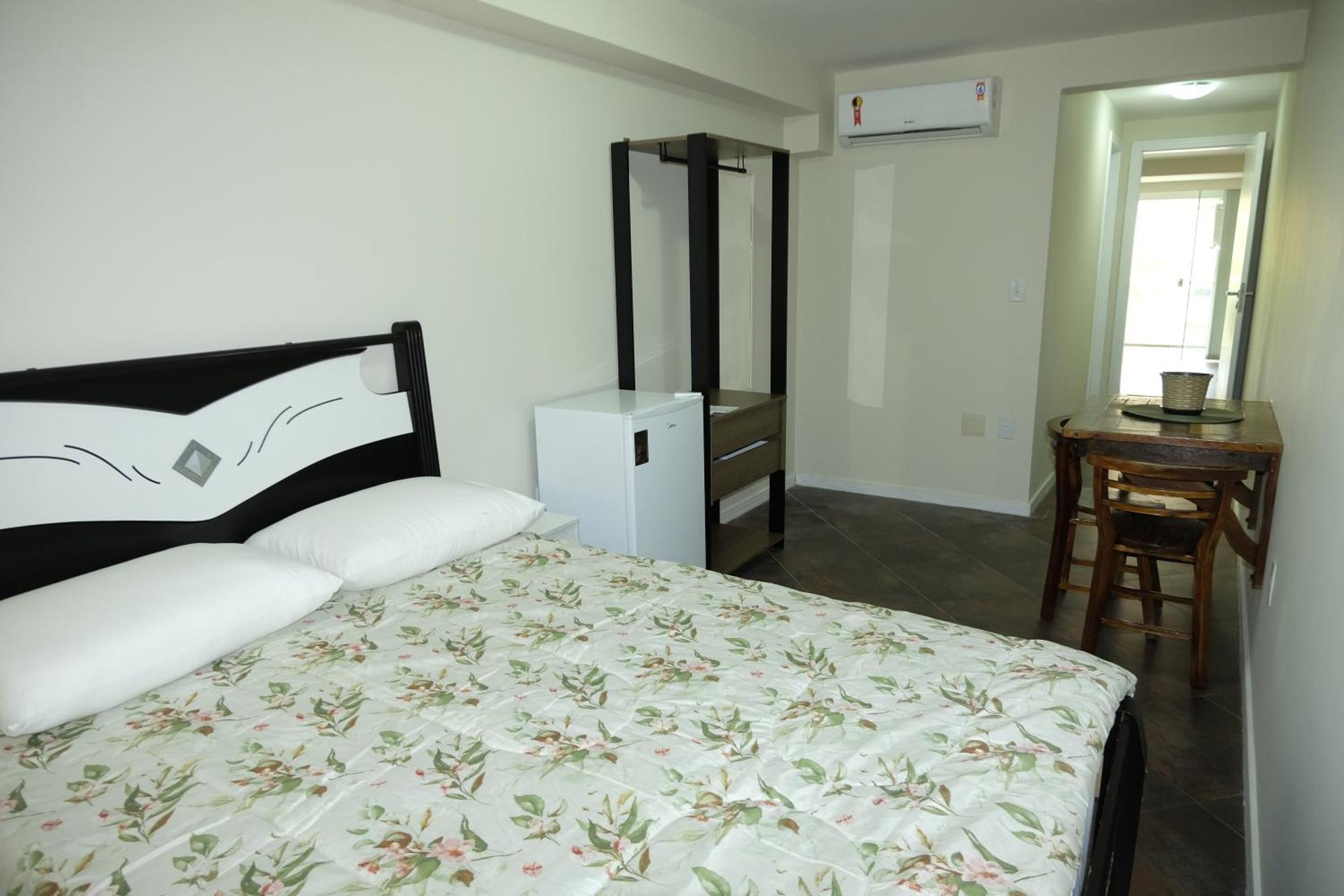 Hostel Toca Da Moreia Бомбиняс Екстериор снимка