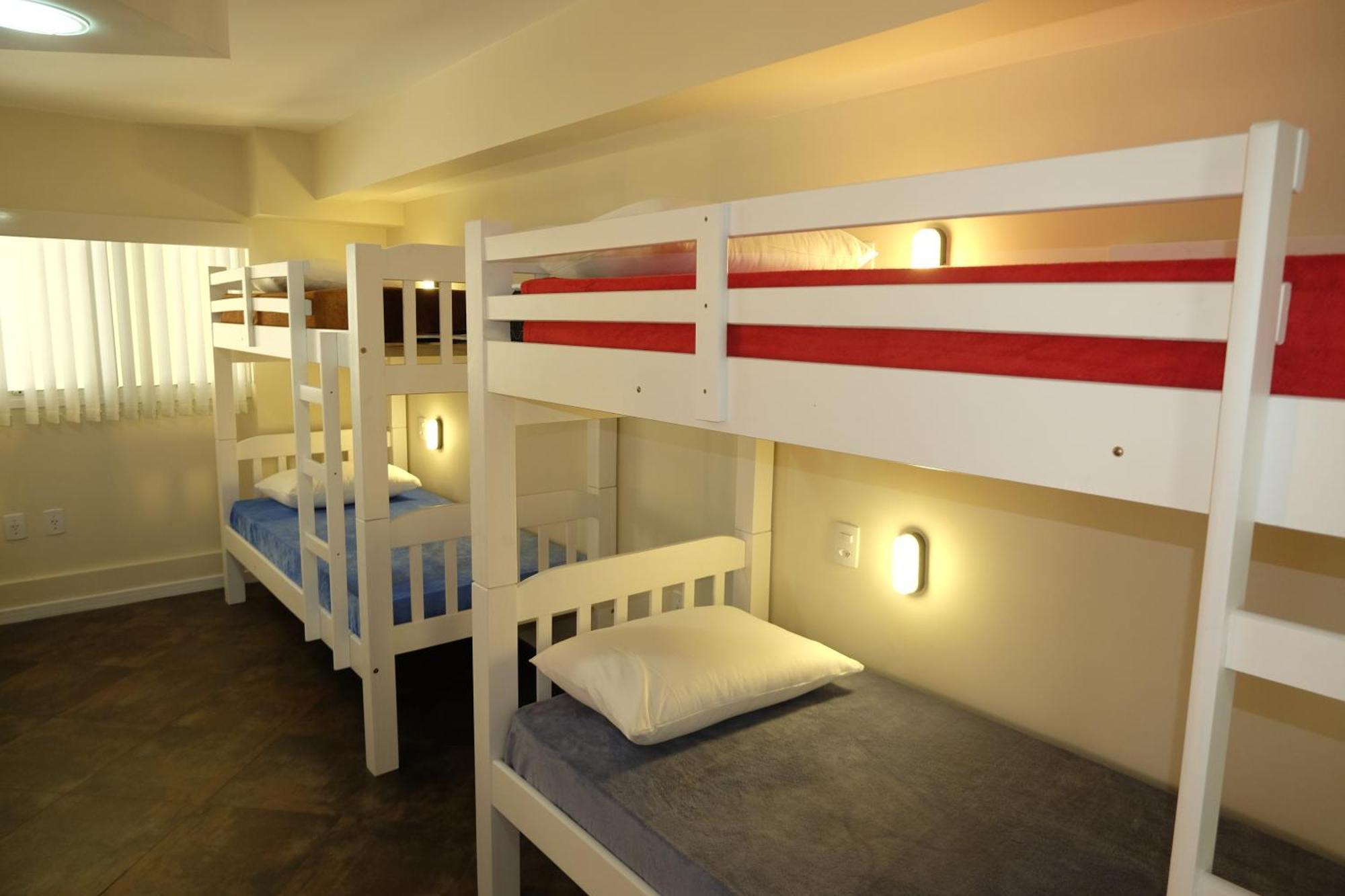 Hostel Toca Da Moreia Бомбиняс Екстериор снимка